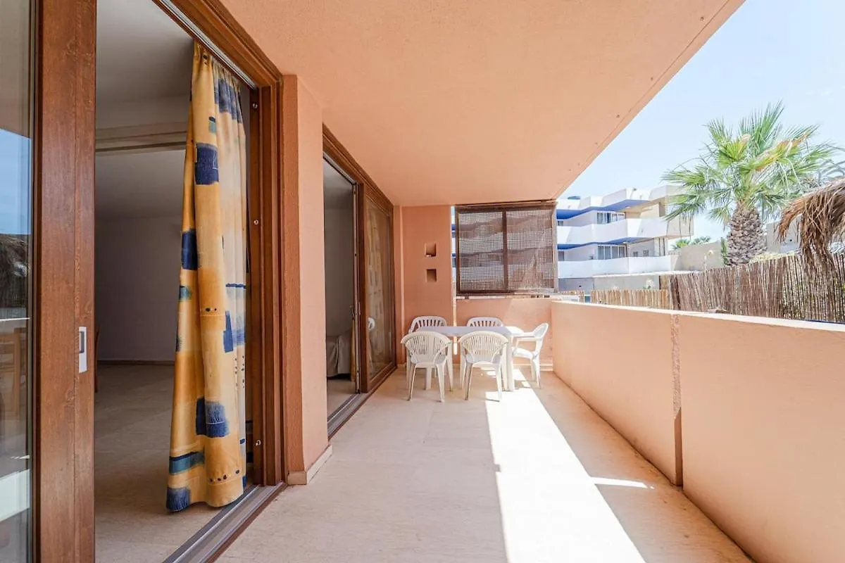 Amazing Seafront Apt Den Bossa 3 BALEARIC ISLANDS Spanyolország